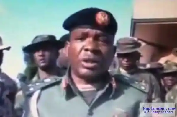 Army Sacks General Aliyu Momoh, Ex-spokesman Over Ekitigate, Buhari’s Certificate Saga